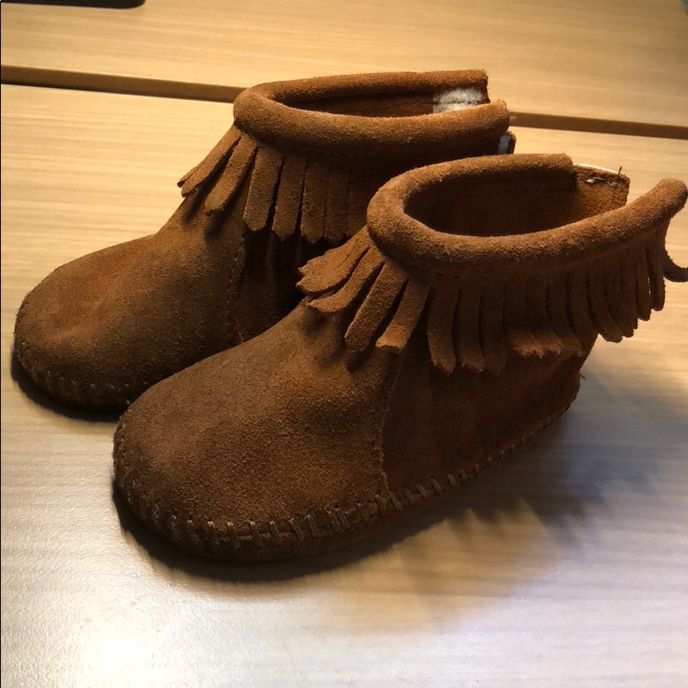 Minnetonka Velcro Back Flap Bootie
